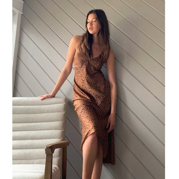 Aritzia Wilfred Only Satin Maxo Slip Dress Leopard Animal Print Size XXS - Picture 1 of 10
